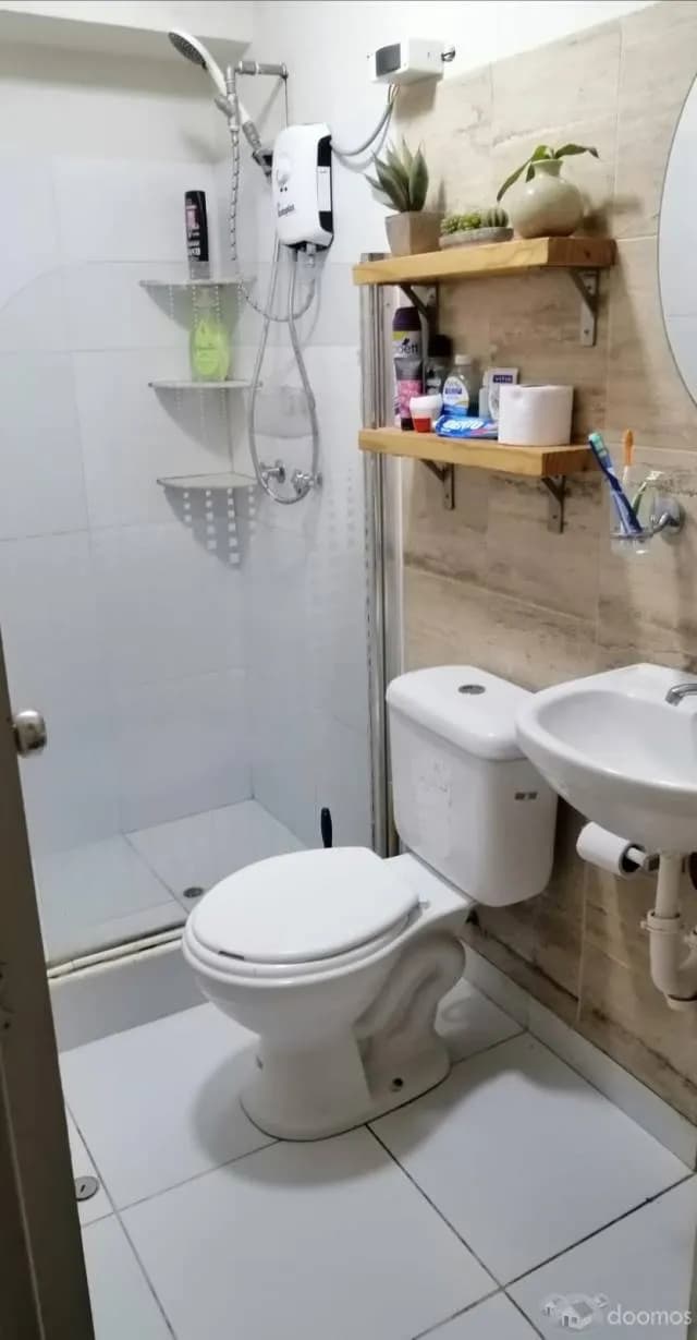VENTA DE CASA FRENTE A JARDÍN — foto 2