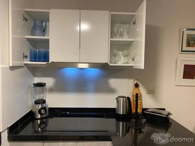 Alquiler de Departamento de Estreno Amoblado — foto 1