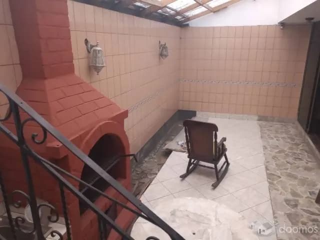 CASA LISTA PARA HABITAR  SE ALQUILA , IDEAL NEGOCIO SOBRE AVENIDA — foto 8