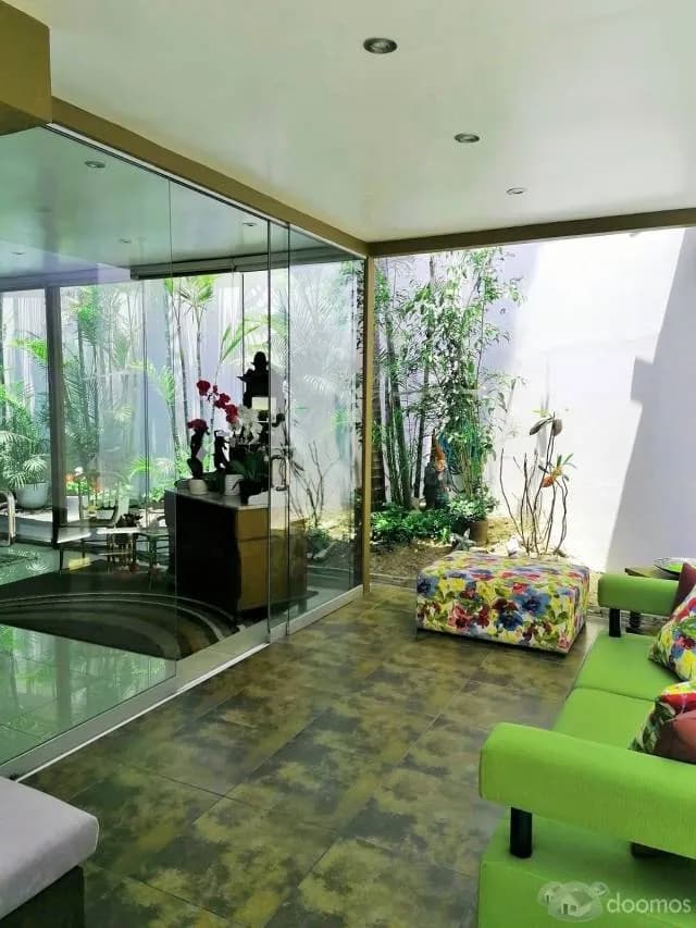 Venta de Hermosa Casa Totalmente Remodelada — foto 3