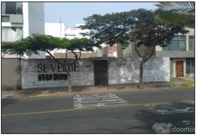 VENTA DE TERRENO EN LA AURORA DE MIRAFLORES — foto 1