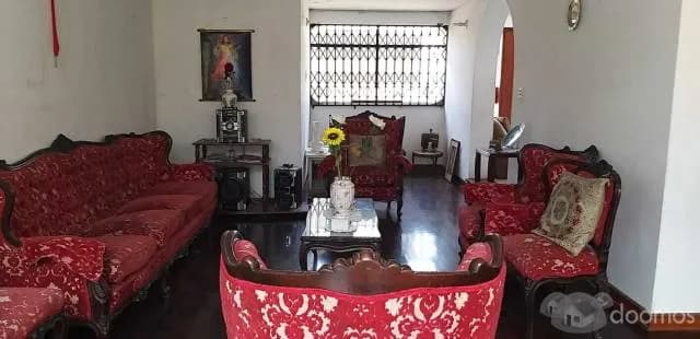 Venta Casa 2 pisos en Esquina 296 M2 en Surco — foto 4