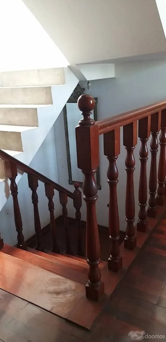 Venta Casa 2 pisos en Esquina 296 M2 en Surco — foto 8