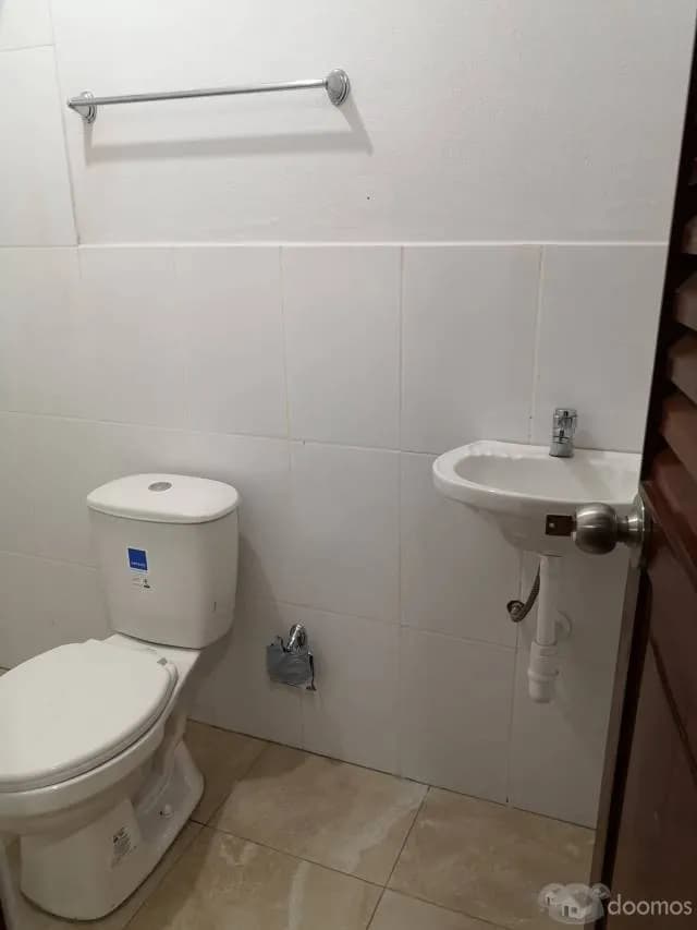 Se alquila departamento en estreno — foto 8