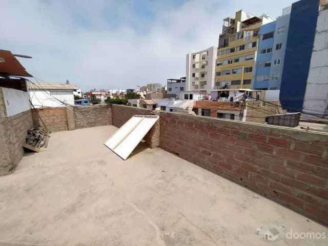 "OPORTUNIDAD" - CASA VACIA COMO TERRENO EN SAN MIGUEL — foto 1