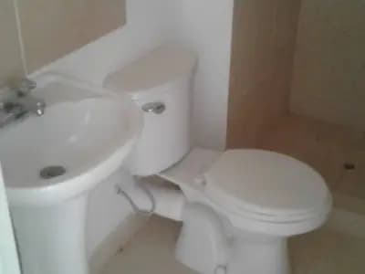 Ocasión Venta Casa de 2 pisos por estrenar frente a parque