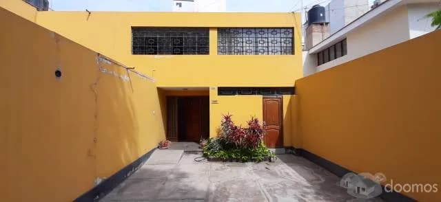 VENDO CASA URB. CALIFORNIA - OPORTUNIDAD DE INVERSIÓN — foto 1