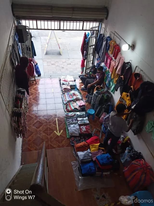Se Alquila Local Comercial en Luna Pizarro Para Venta de Ropa — foto 4