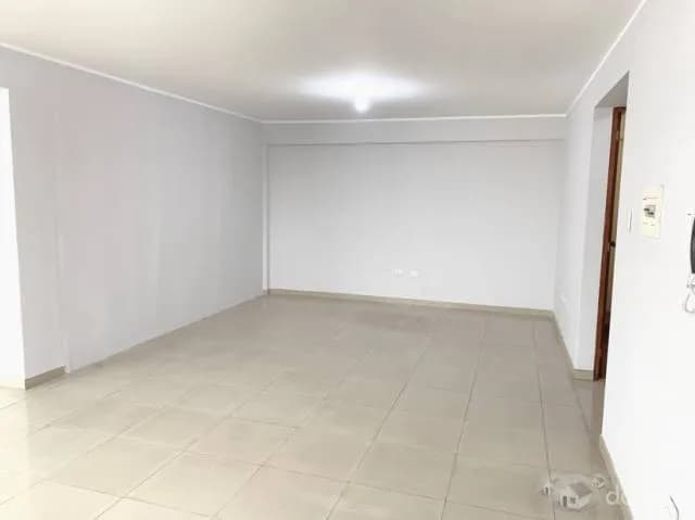 Ultima oficina administrativa en alquiler - Edificio A1 confiable — foto 3