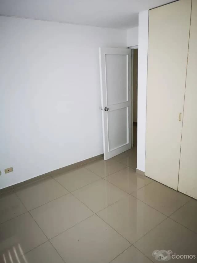 ALQUILER DEPARTAMENTO MIRAFLORES 2 DORMITORIOS — foto 6