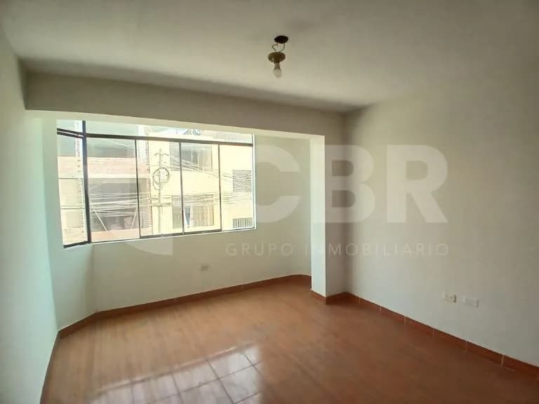 ALQUILER DEPARTAMENTO EN MIRAFLOREs — foto 12