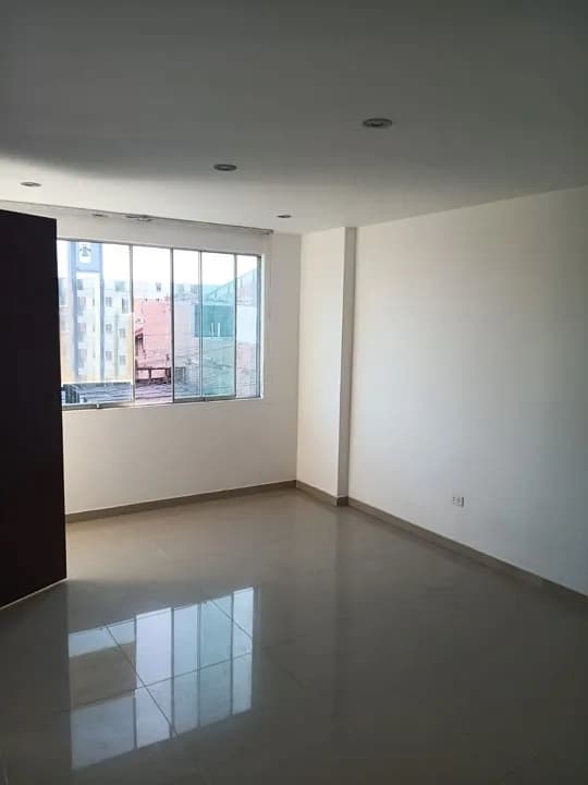 ALQUILO MODERNO DEPARTAMENTO BARRANCO — foto 8