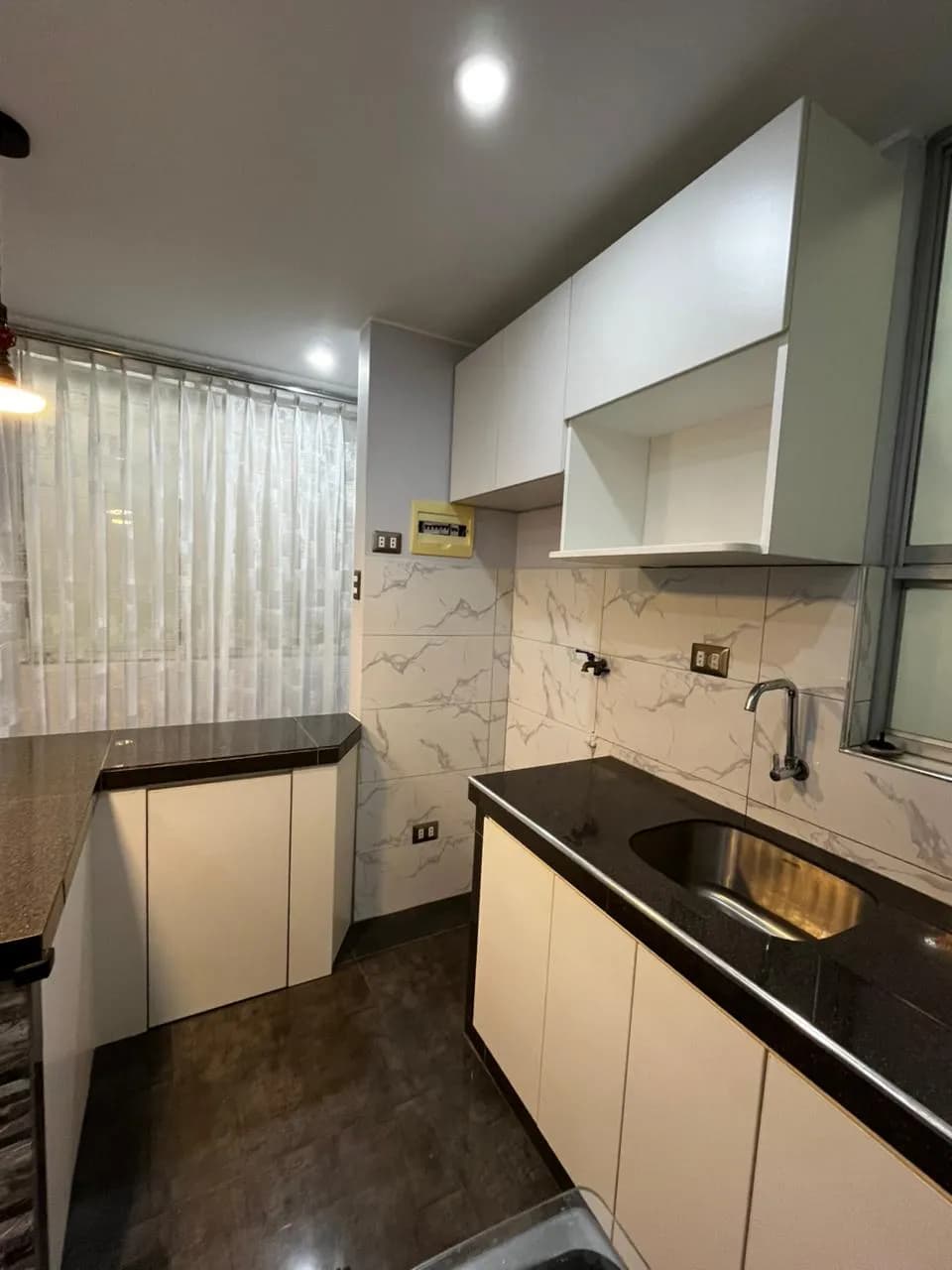 LINDO MINI DEPARTAMENTO EN ALQUILER - CERCADO DE LIMA — foto 3