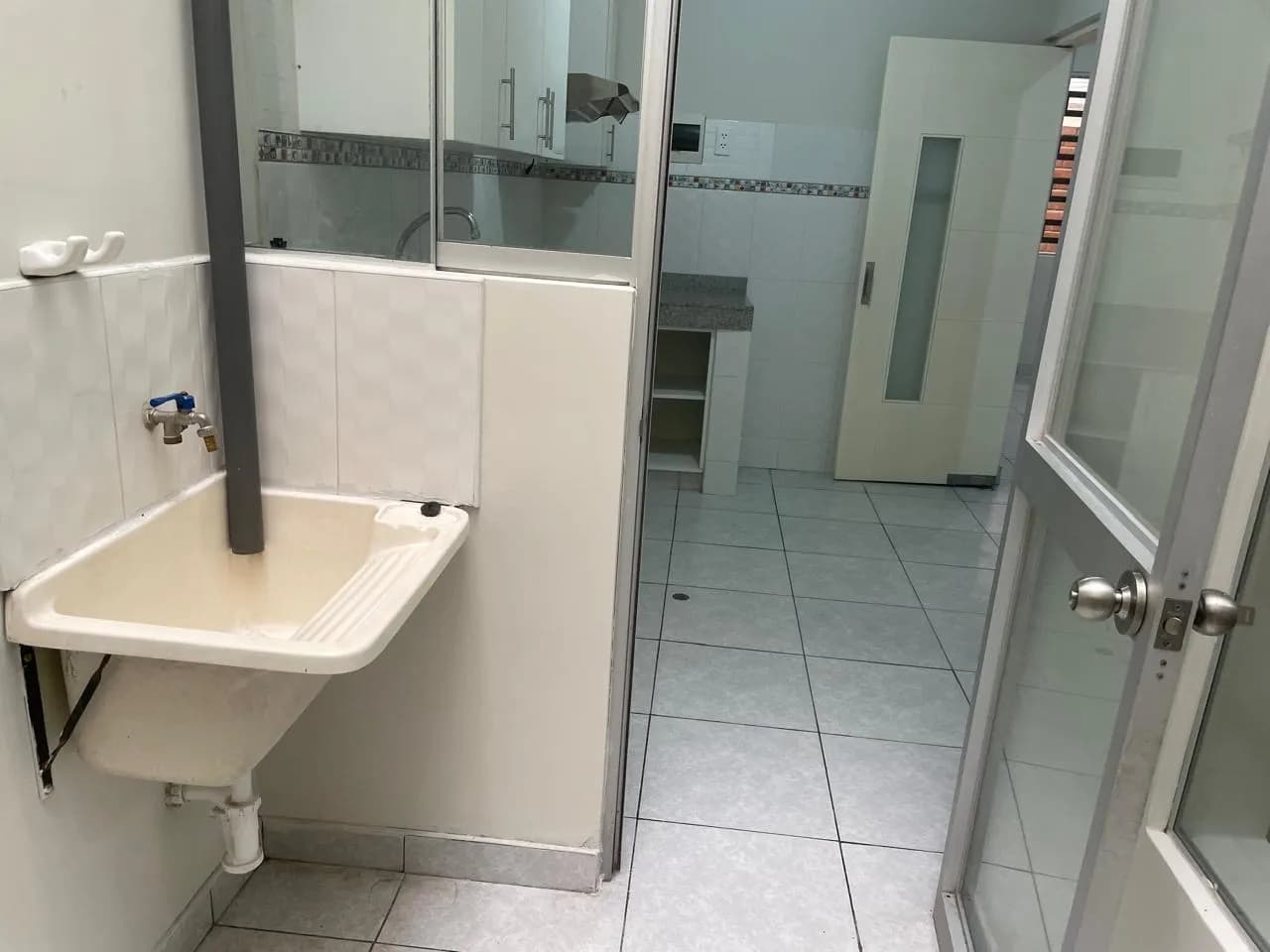 Departamento surco cerca ovalo higuereta, frente universidad champagnat — foto 7