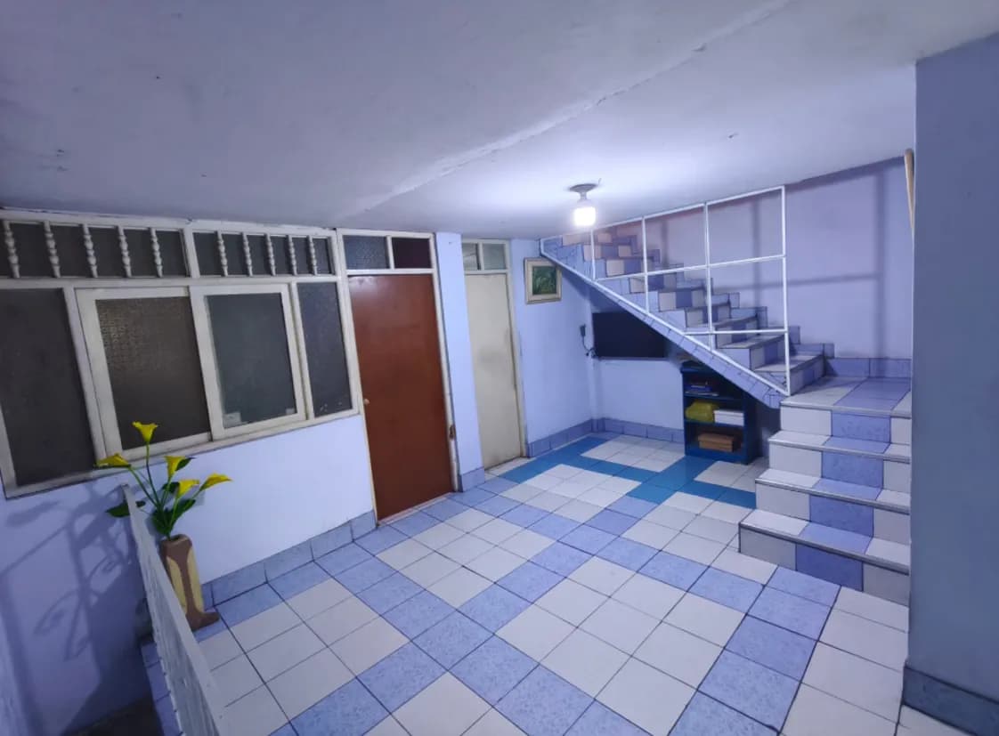 VENTA DE CASA DE 3 PISOS + AZOTEA — foto 4
