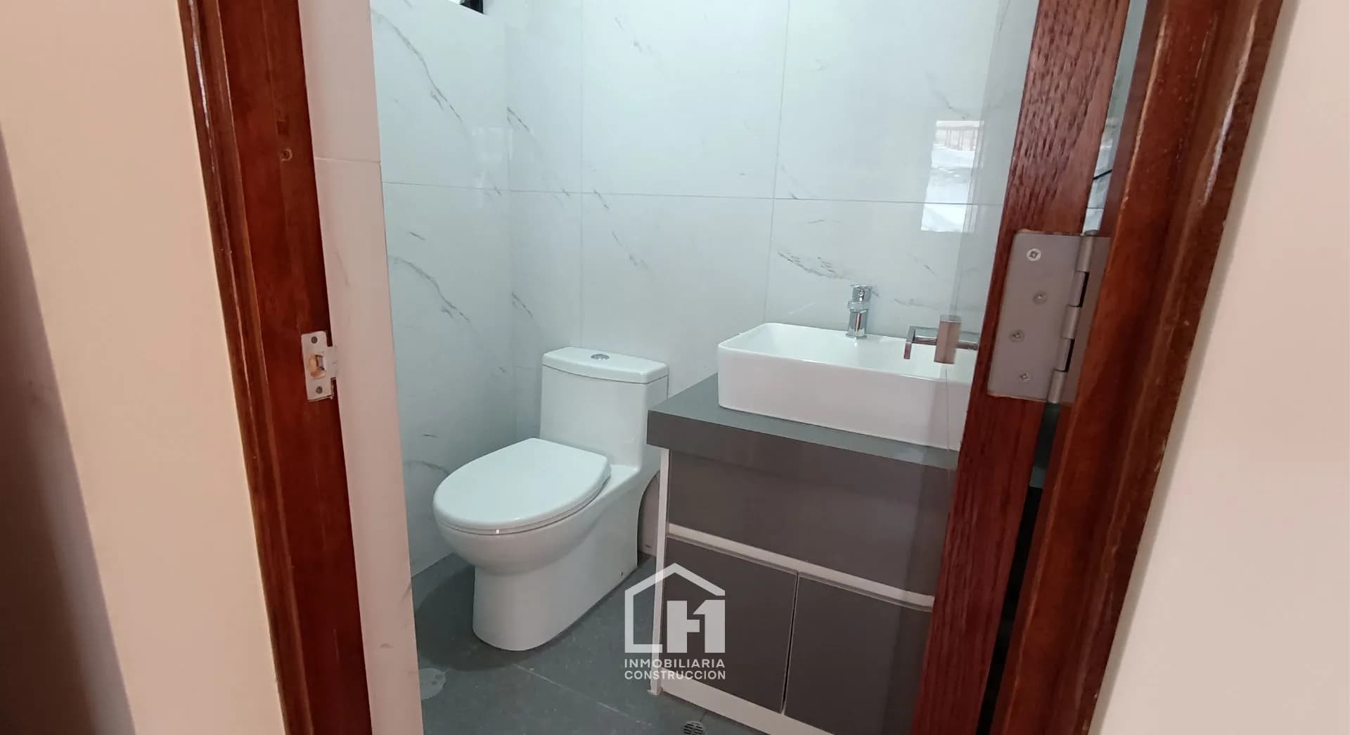 Venta de Departamento de 3 habitaciones en Ttio de ESTRENO — foto 7