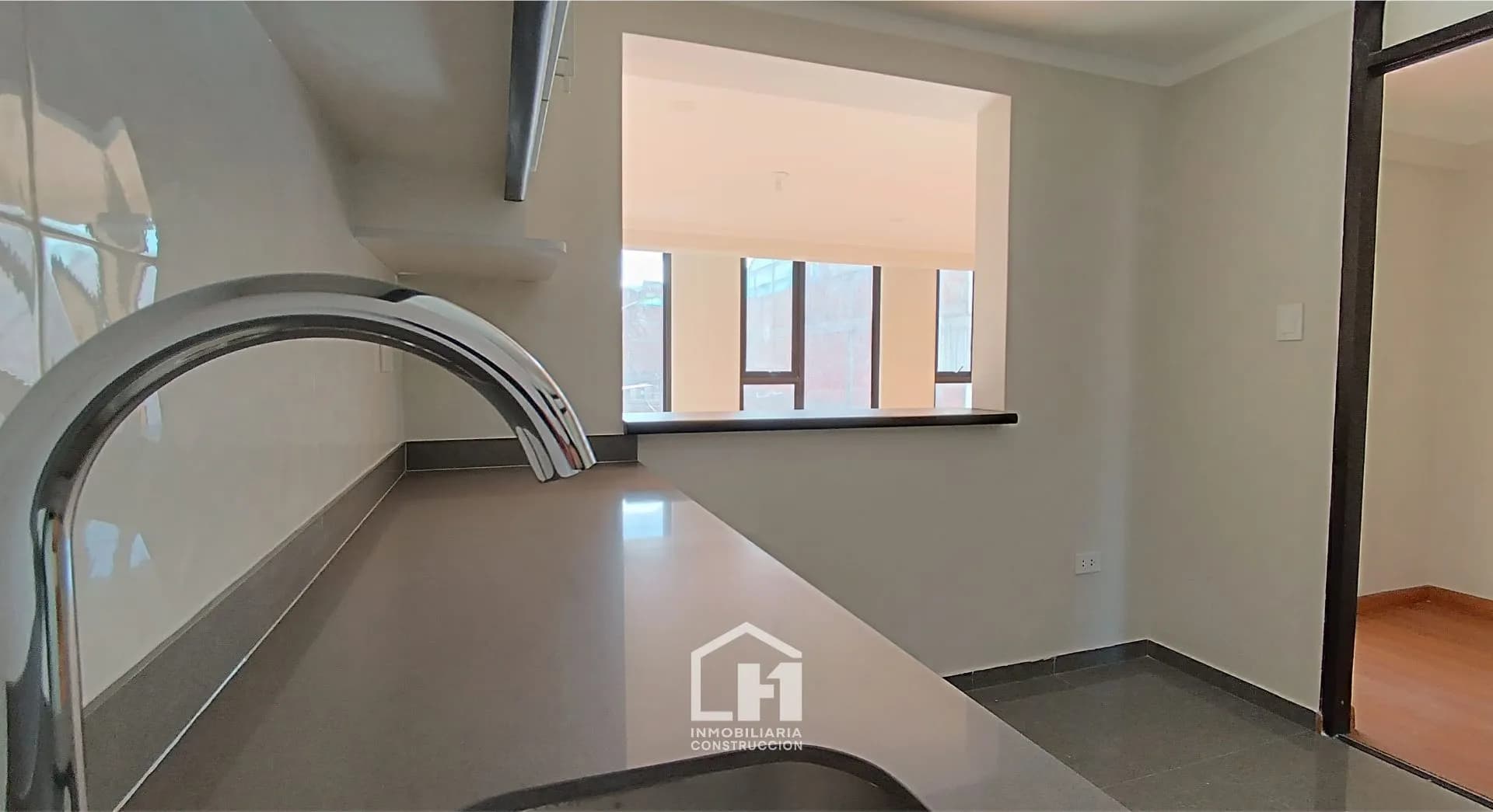 Venta de Departamento de 3 habitaciones en Ttio de ESTRENO — foto 5