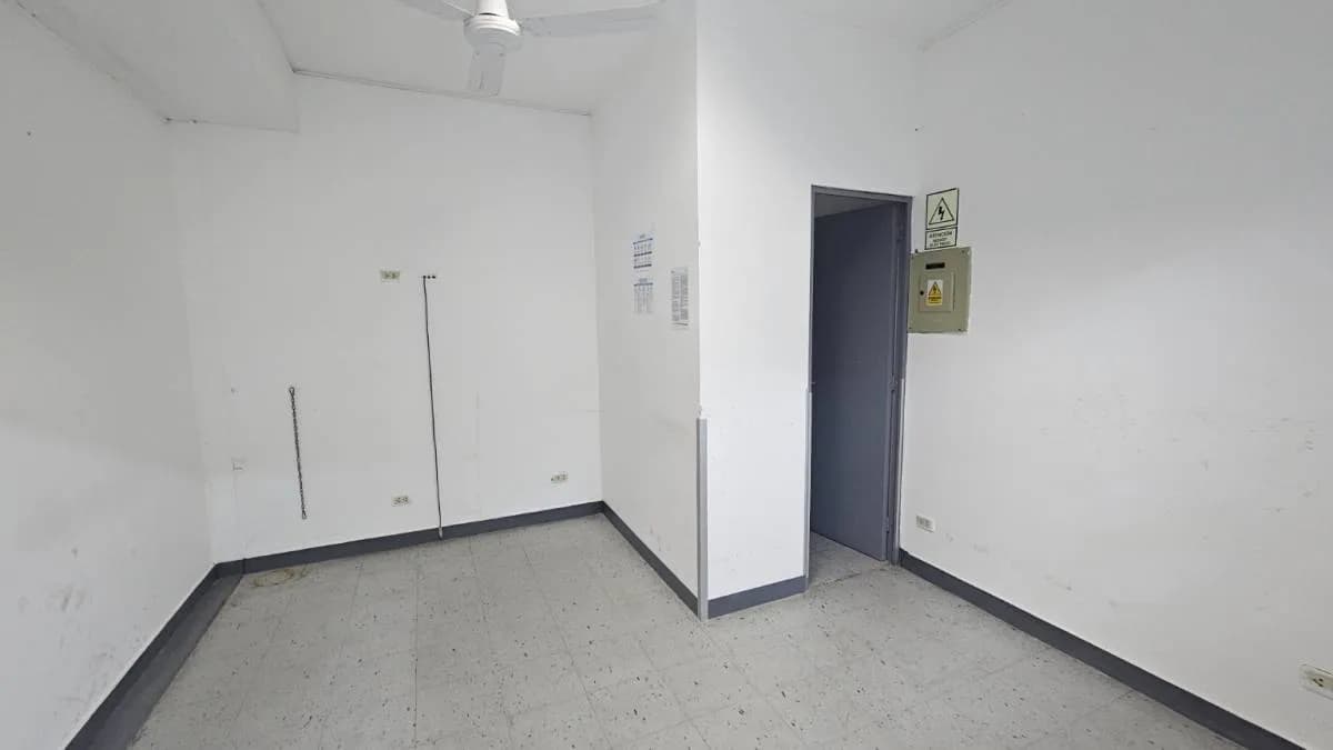 LOCAL EN EMANCIPACION LIMA - GRAN FORMATO AV. EMANCIPACION — foto 15