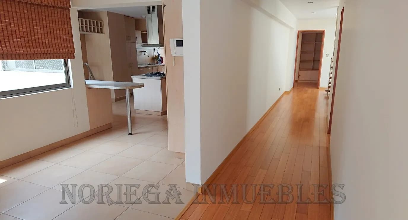 Casuarinas Duplex  455 m2 + 2 cocheras + Depósito. US$ 2,000.- — foto 5