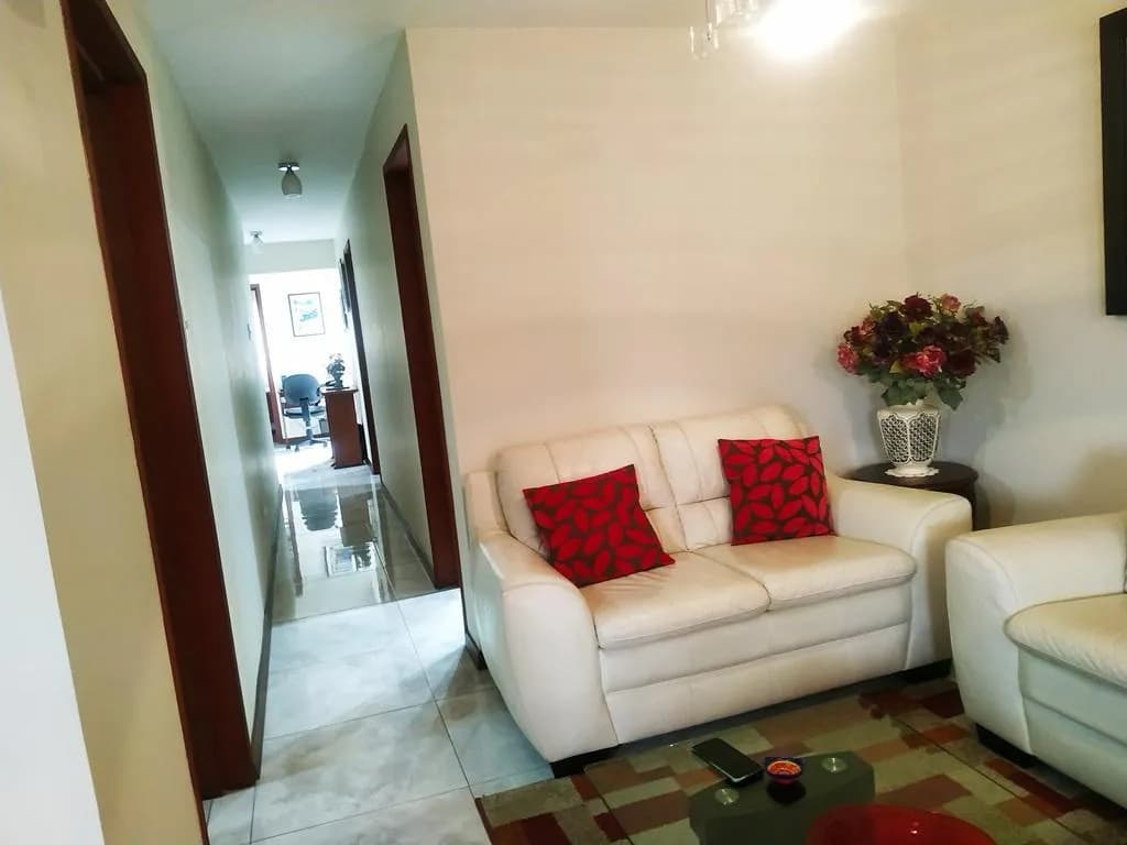 HERMOSO DEPARTAMENTO EN VENTA EN MOLINA VIEJA — foto 2