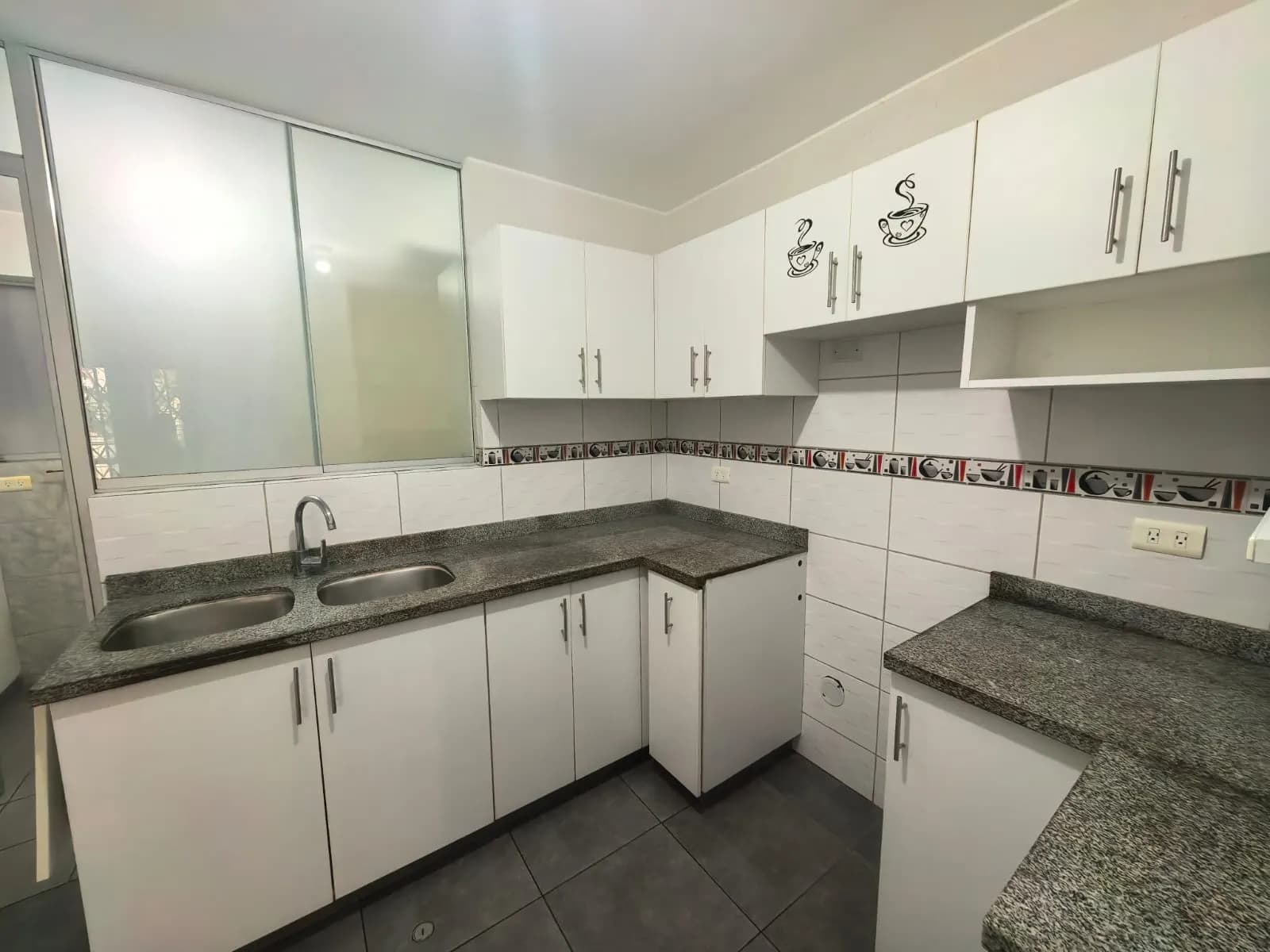 alquilo del de 3 dormitorios 95m2 en Lincidro. — foto 4