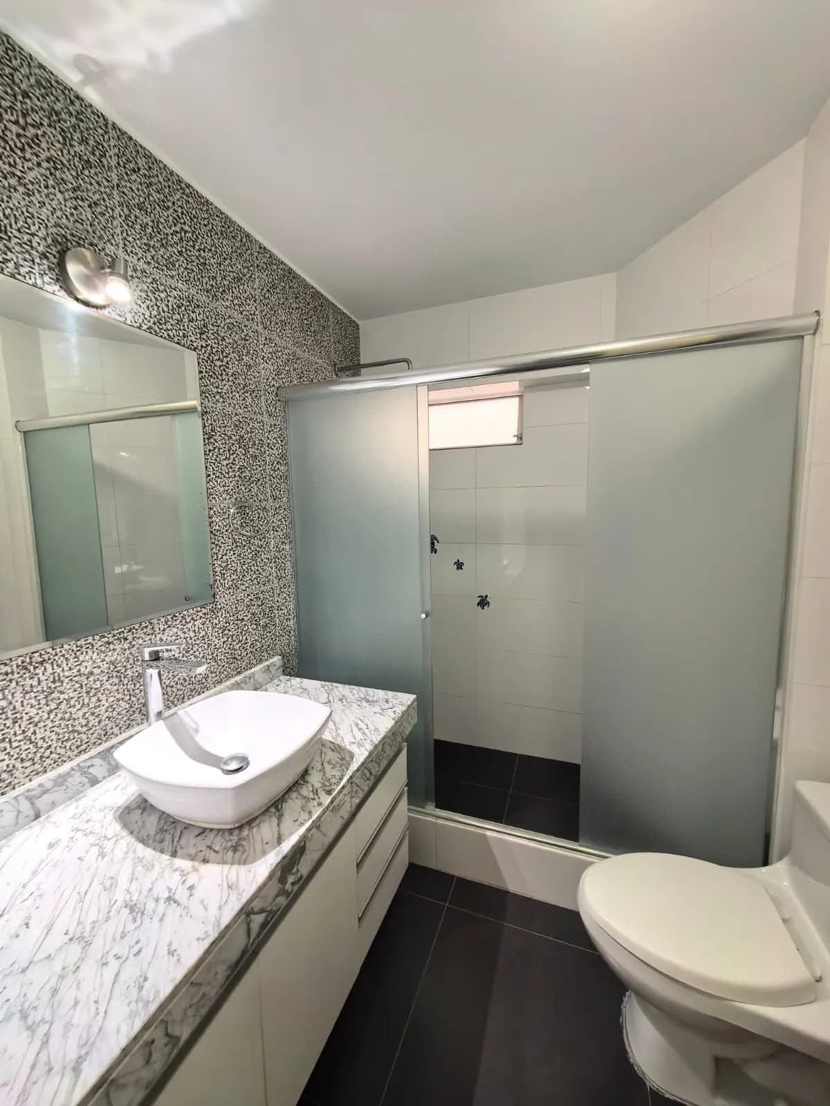 alquilo del de 3 dormitorios 95m2 en Lincidro. — foto 10
