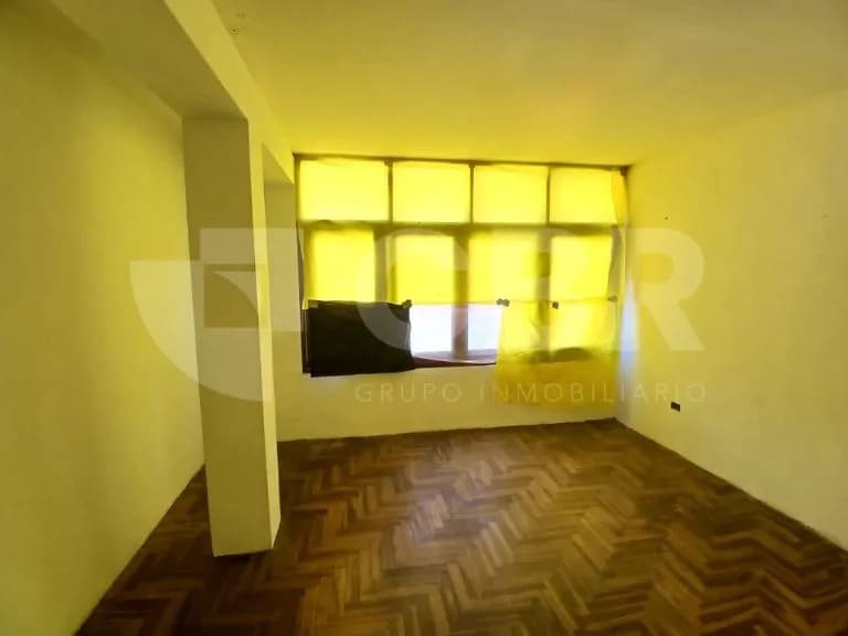 VENTA CASA COMO TERRENO EN SURCO — foto 12