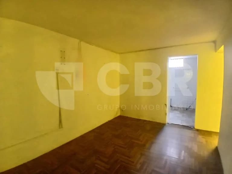 VENTA CASA COMO TERRENO EN SURCO — foto 10