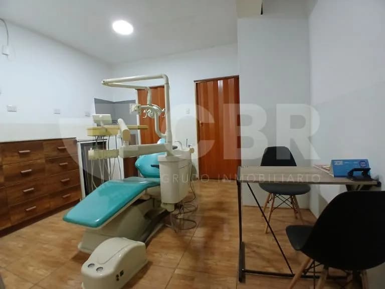 ALQUILER LOCAL COMERCIAL EN LA VICTORIA — foto 6