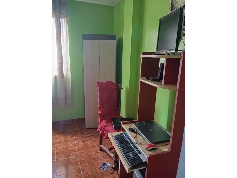 Se vende departamento triplex Urb Constanzo Callao — foto 5