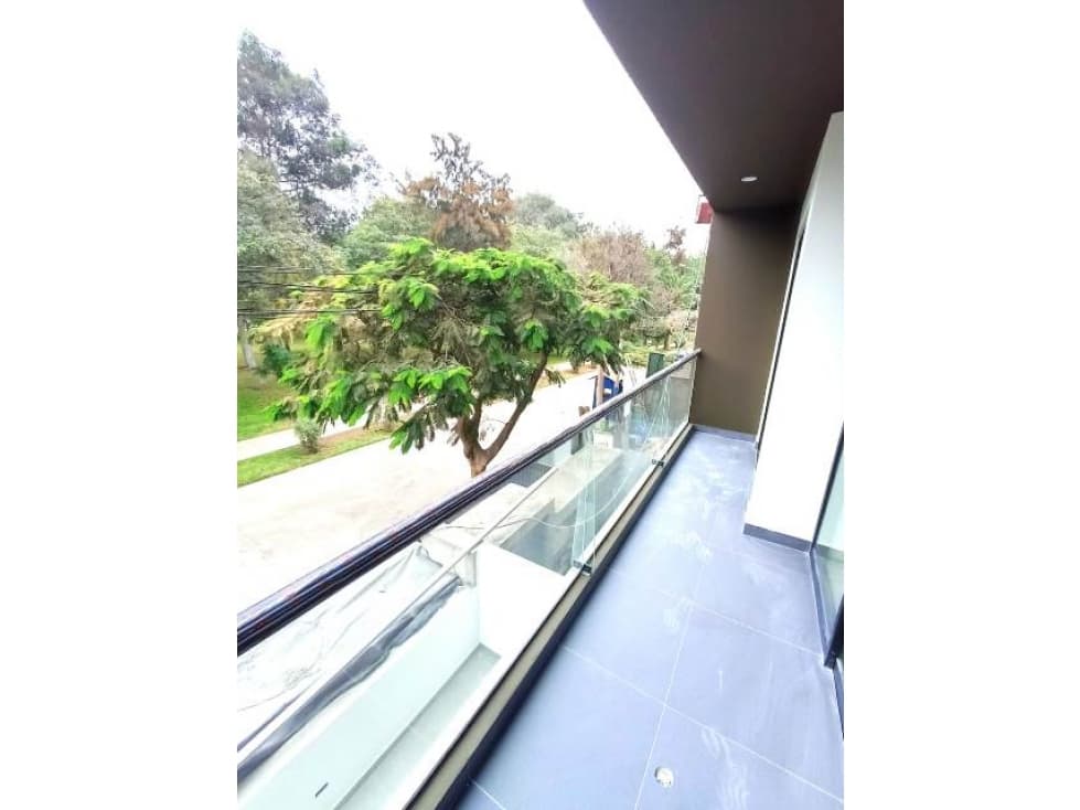 VENTA DEPARTAMENTO IMPECABLE EN SURCO CON VISTA AL PARQUE — foto 6