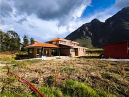 VENDO CASA DE CAMPO/LOTE 1000 M2 EN LAMAY CALCA VALLE SAGRADO CUSCO