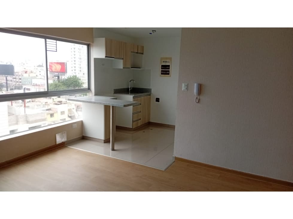 VENDO DÚPLEX DE 2 DORM. CON VISTA EXTERNA EN PUEBLO LIBRE — foto 2