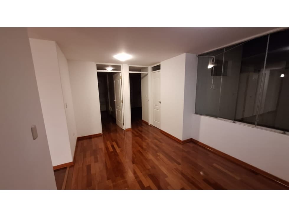 VENTA DE DEPARTAMENTO AMPLIO EN QUINTA PRIVADA DE CERRO COLORADO — foto 5