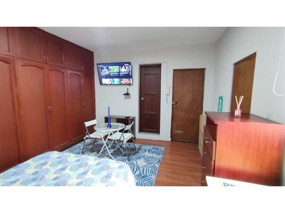 CASA IDEAL PARA NEGOCIO EN MIRAFLORES — foto 5