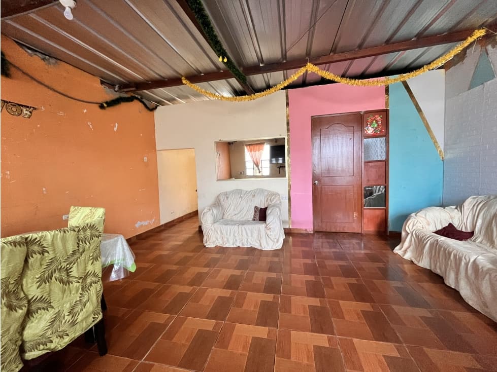 VENDO CASA EN ALMIRANTE MIGUEL GRAU, CASTILLA — foto 3