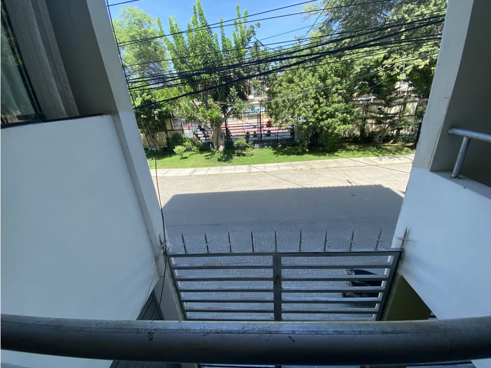 CASA DE 4 PISOS EN VENTA EN ANGAMOS — foto 3