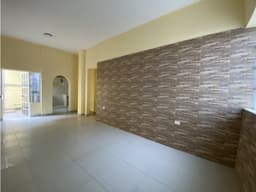 VENDO O ALQUILO 1er PISO EN AV. BOLOGNESI