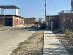 VENDO TERRENO EN CASUARINAS PORTALES