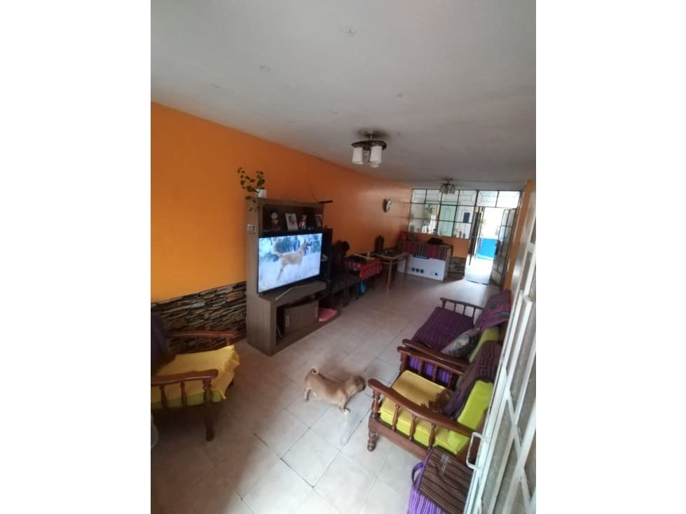 EN VENTA CASA DE DOS PISOS ALMIRANTE M.G — foto 5
