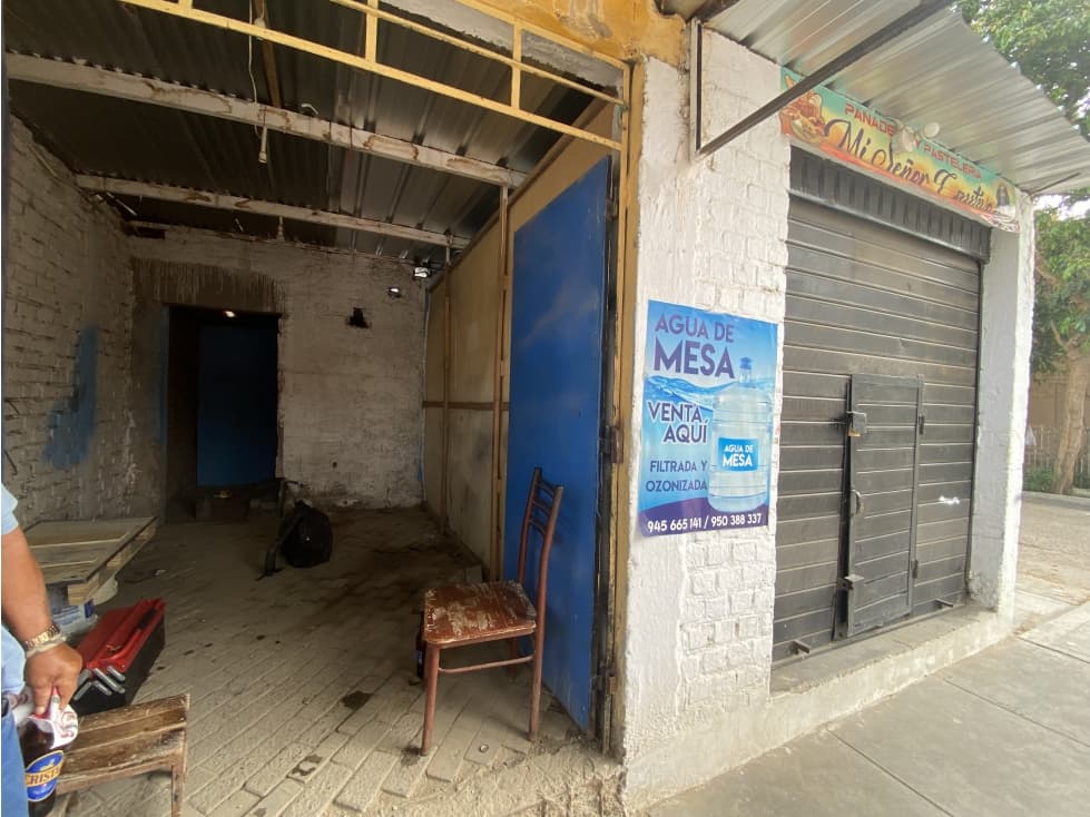 ALQUILO LOCAL EN ESQUINA AV. CIRCUNVALACIÓN — foto 1