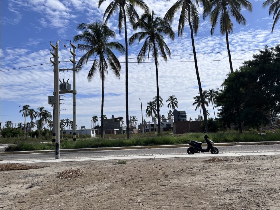 VENDO TERRENO EN CENTENARIO — foto 2