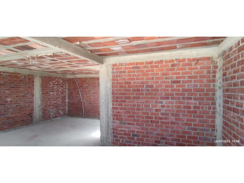 CASA SEMICONSTRUIDA EN MONTE BELLO — foto 4