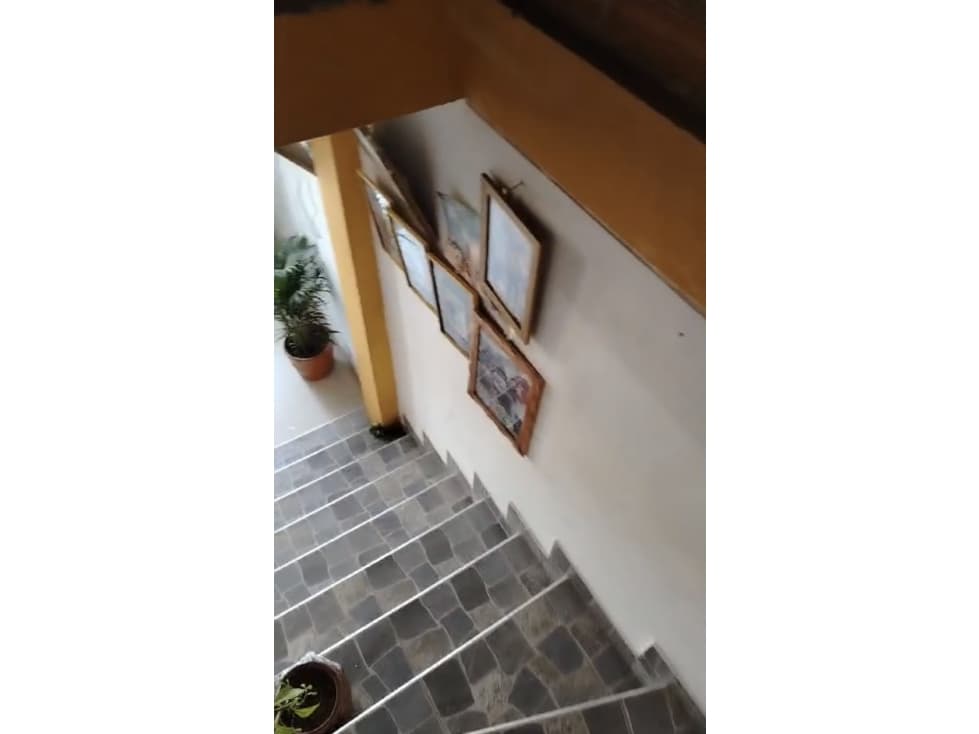 VENDO CÓMODA CASA EN LA PLANICIE — foto 6