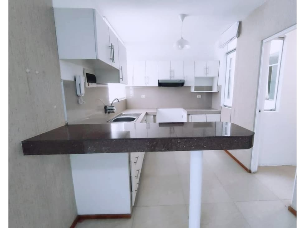 VENDO O ALQUILO DEPARTAMENTO EN CORALES — foto 1