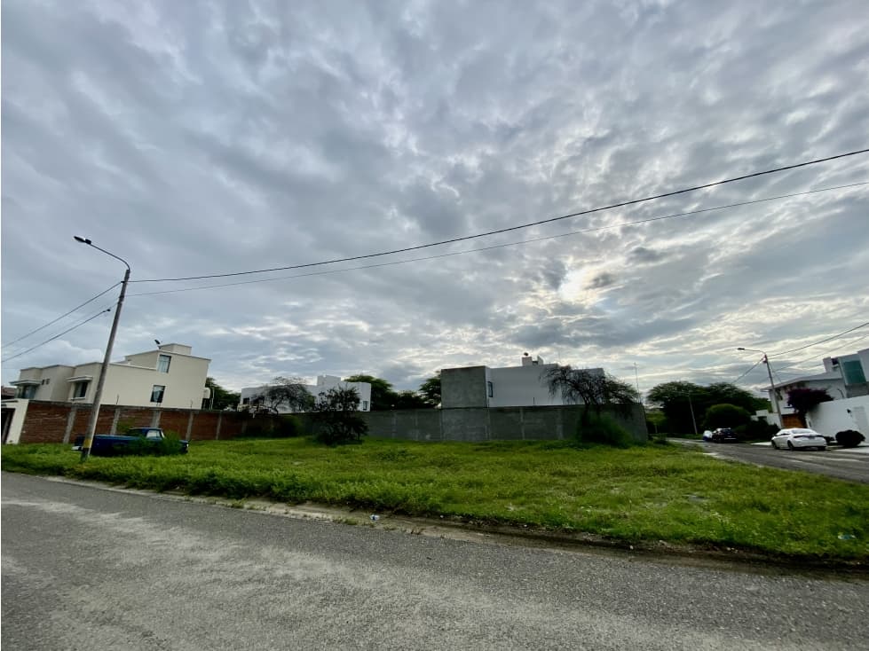 VENDO TERRENO EN LOMA BLANCA — foto 5