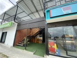 LOCALES COMERCIALES EN ALQUILER