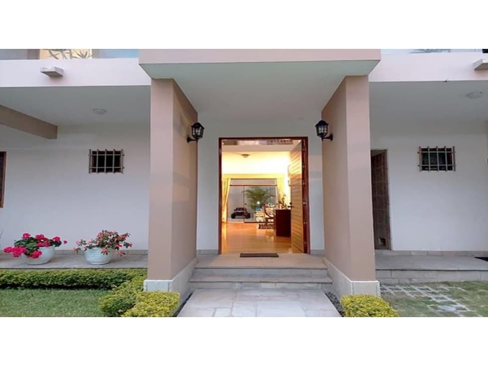 Casa de Playa 3 Pisos en Venta - Lambayeque - Pimentel — foto 3