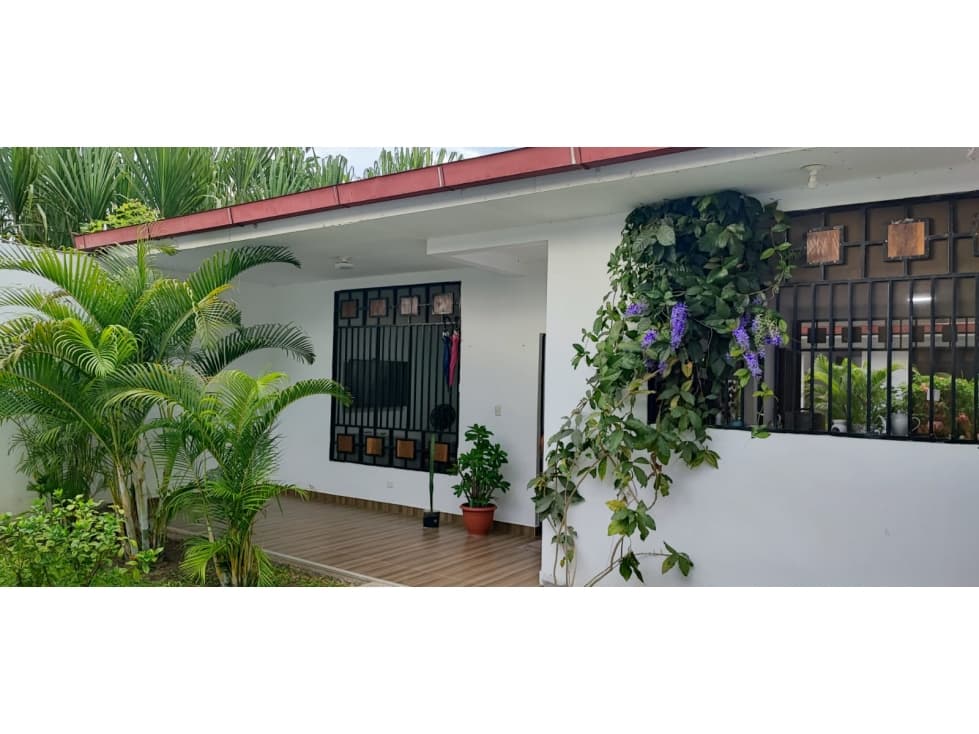Casa en Venta - Tarapoto - Las Palmas — foto 2