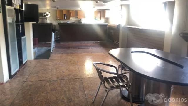 LOCAL COMERCIAL 2 NIVELES CENTRO DE LIMA — foto 2